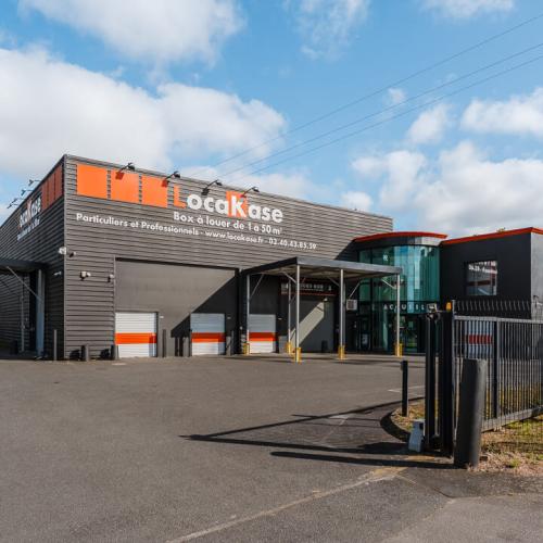 Garde meuble location box stockage nantes