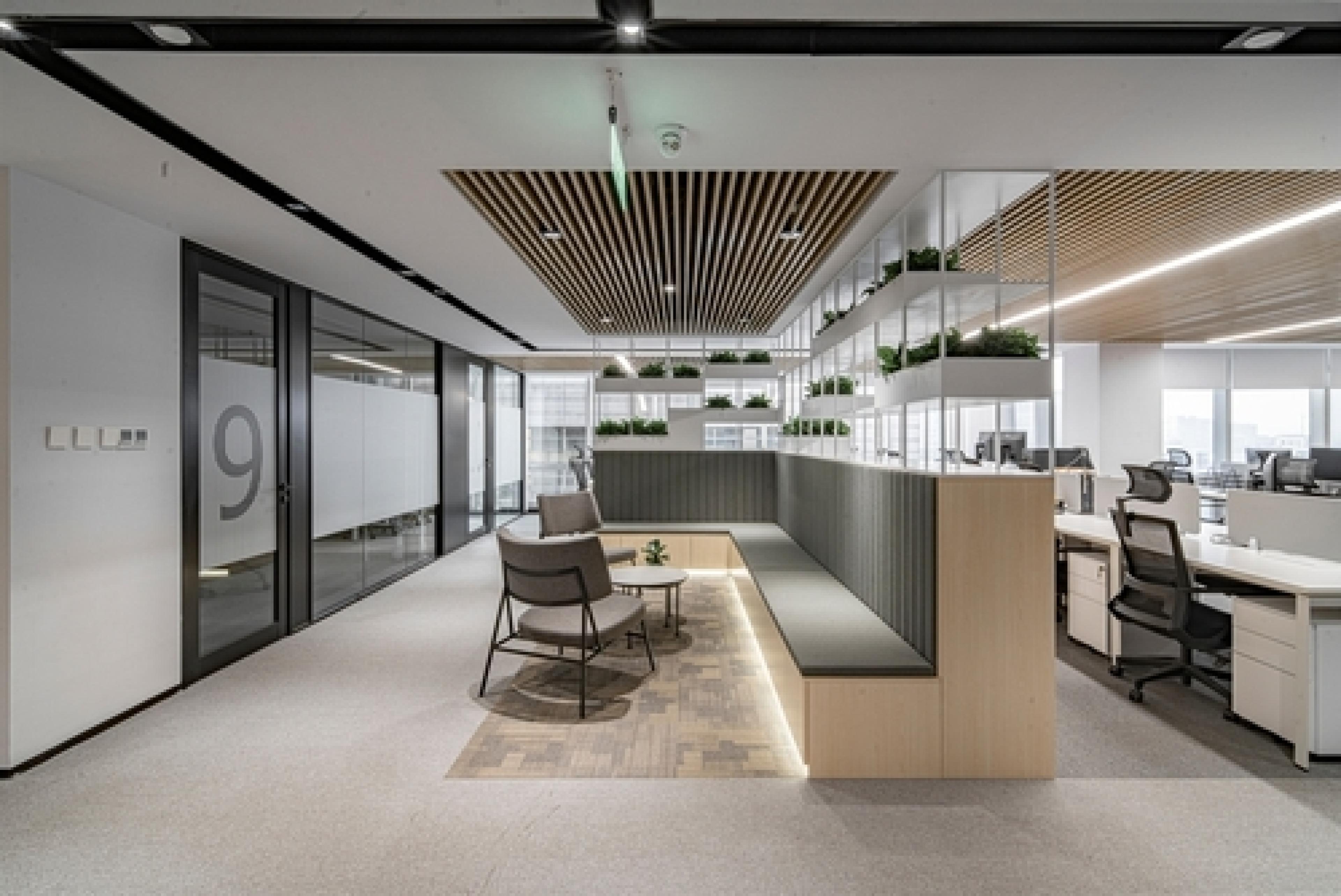 Mobilier de bureaux : comment optimiser vos espaces sans pousser les murs ?